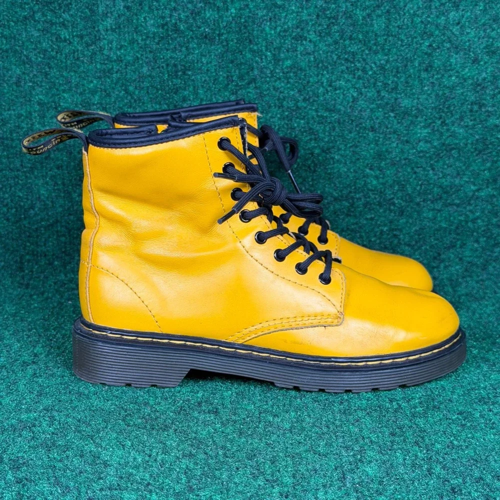 Dr. Martens 1460 J Yellow Leather Lace Up Side Zip Combat Boot Junior Youth 3 US